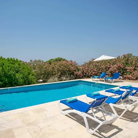 Villa India Iii *